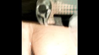 A lei piace essere masturbata in fica e culo