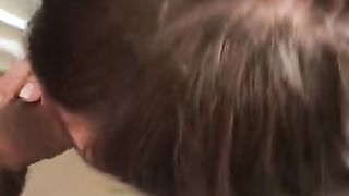 Succhia il cazzo lunga sul letto