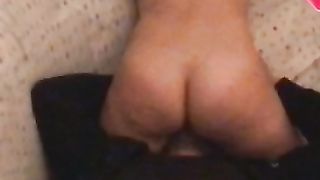 Le piace troppo farsi slinguazzare la figa