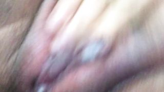 ...la mia figa calda e bagnata