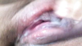 ...la mia figa calda e bagnata