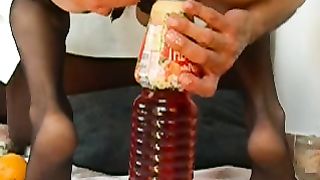 Anteprima del video: Una bottiglia speciale...