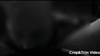 Mi fa godere come una troia con la sua lingua