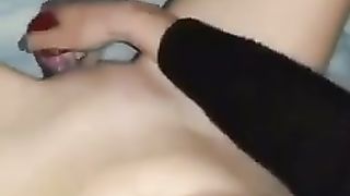 Gloria si fa un ditalino