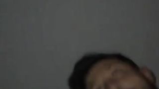 Coppia che scopa ripresa da un amico