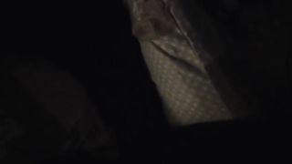 La incula mentre lei geme di piacere