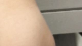 Meglio scopare senza cell in mano