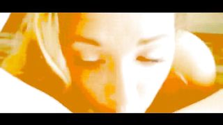 Studentessa americana mi lecca la figa...