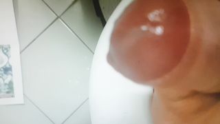 Una schizzata tutta per te cagna...