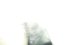 A me succhia il cazzo...