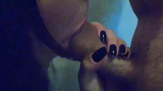 Le piace succhiare senza sosta