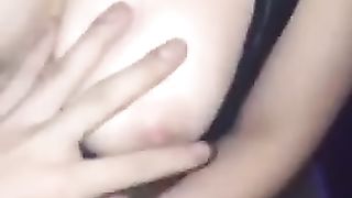 Scopata dal fratello maggiore