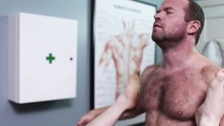 Inculato con forza e farcito