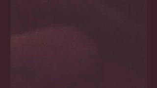 Seduta mi tocco il clitoride