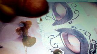 Omaggio Hot alla moglie burrosa di Gallone