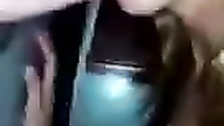 Ti piacerebbe ma ti sbagli perché non ti farò vedere un cazzo