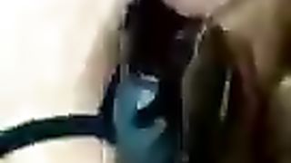 Anteprima del video: Ti piacerebbe ma ti sbagli perché non ti farò vedere un cazzo