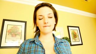 Mora da favola con la sborra in bocca