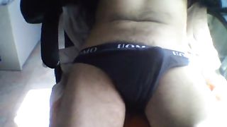 Cazzo bello duro dentro lo slip