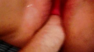 Anteprima del video: Fistatemi, il cornuto non sa un cavolo