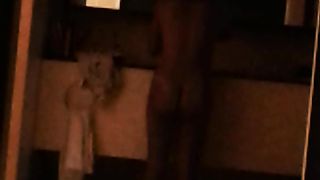 Riprendo la cagna nuda a Pattaya