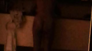 Riprendo la cagna nuda a Pattaya