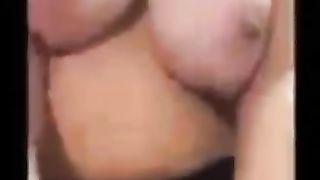 Tettona italiana sposata