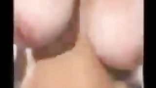 Tettona italiana sposata