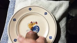 Sega con sborrata sul piatto