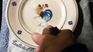 Sega con sborrata sul piatto