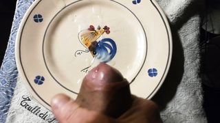 Anteprima del video: Sega con sborrata sul piatto