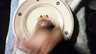 Sega con sborrata sul piatto