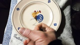 Sega con sborrata sul piatto