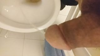 Pipí mattutina prima della solita sega