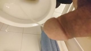 Pipí mattutina prima della solita sega