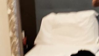 Mi masturbo allo specchio