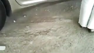 Matura puttana pompa un cazzo in auto