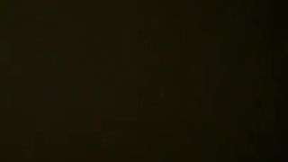 Eccitatissima mentre il suo ragazzo la masturba