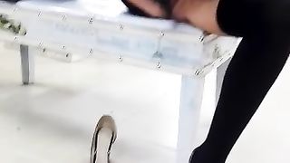 A lei piacciono le scarpe