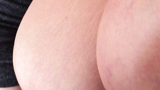 Cornuto ora mi scopo quella troia di tua moglie