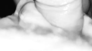 Sono una succhia cazzi