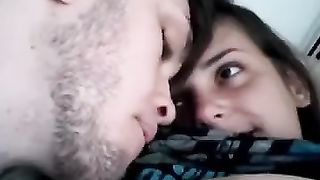 Sorella troia si fa leccare la fica dal fratello