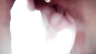 una sborrata leggermente sporcata...