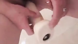 Godo a sfondarmi la figa 2