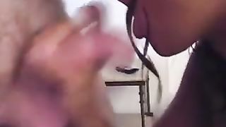 Pompino da giovane puttana brasiliana