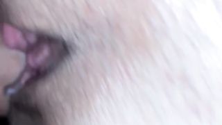 La scopo senza preservativo e sborro dentro