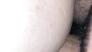Anteprima del video: Cazzo grosso in culo al naturale