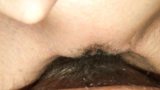 Senti come gode la porcona