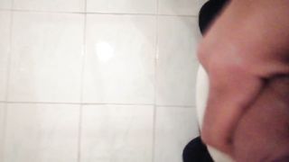 Mi masturbo di nuovo