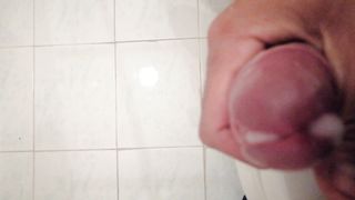 Mi masturbo di nuovo